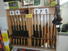 Assorted Air Rifles & Air Pistols & Novelty Guns