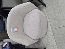 Mezzo Swivel Chair