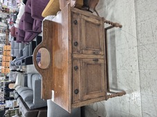 Oak Chiffonaire