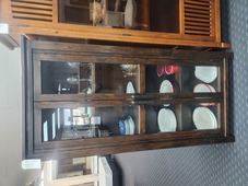 DISPLAY CABINET 