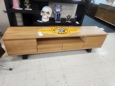 TV UNIT ORLANDO OAK TIMBER-PECAN