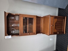 Hutch (Small)